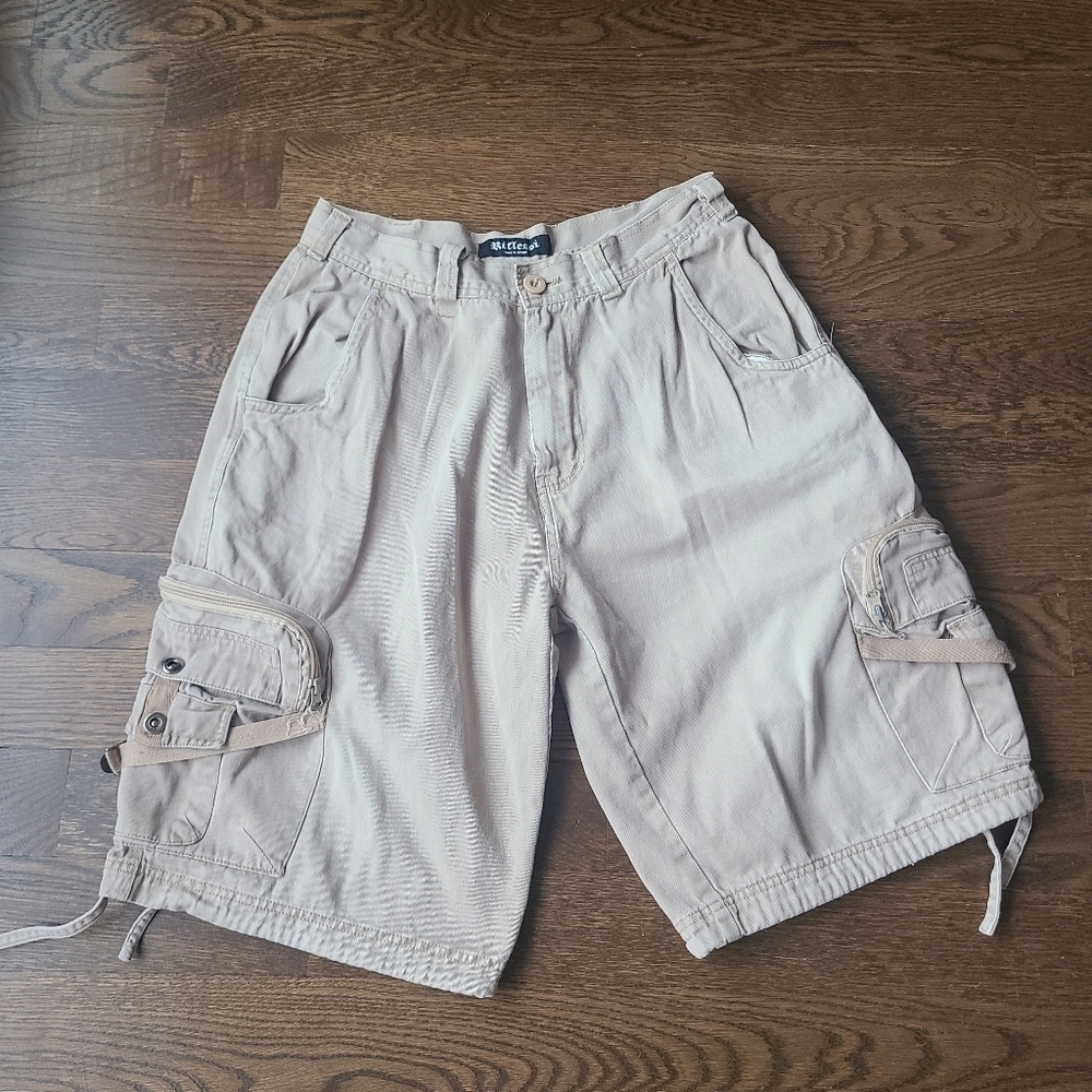 Riflessi Men's Beige Cargo Shorts Sz.36